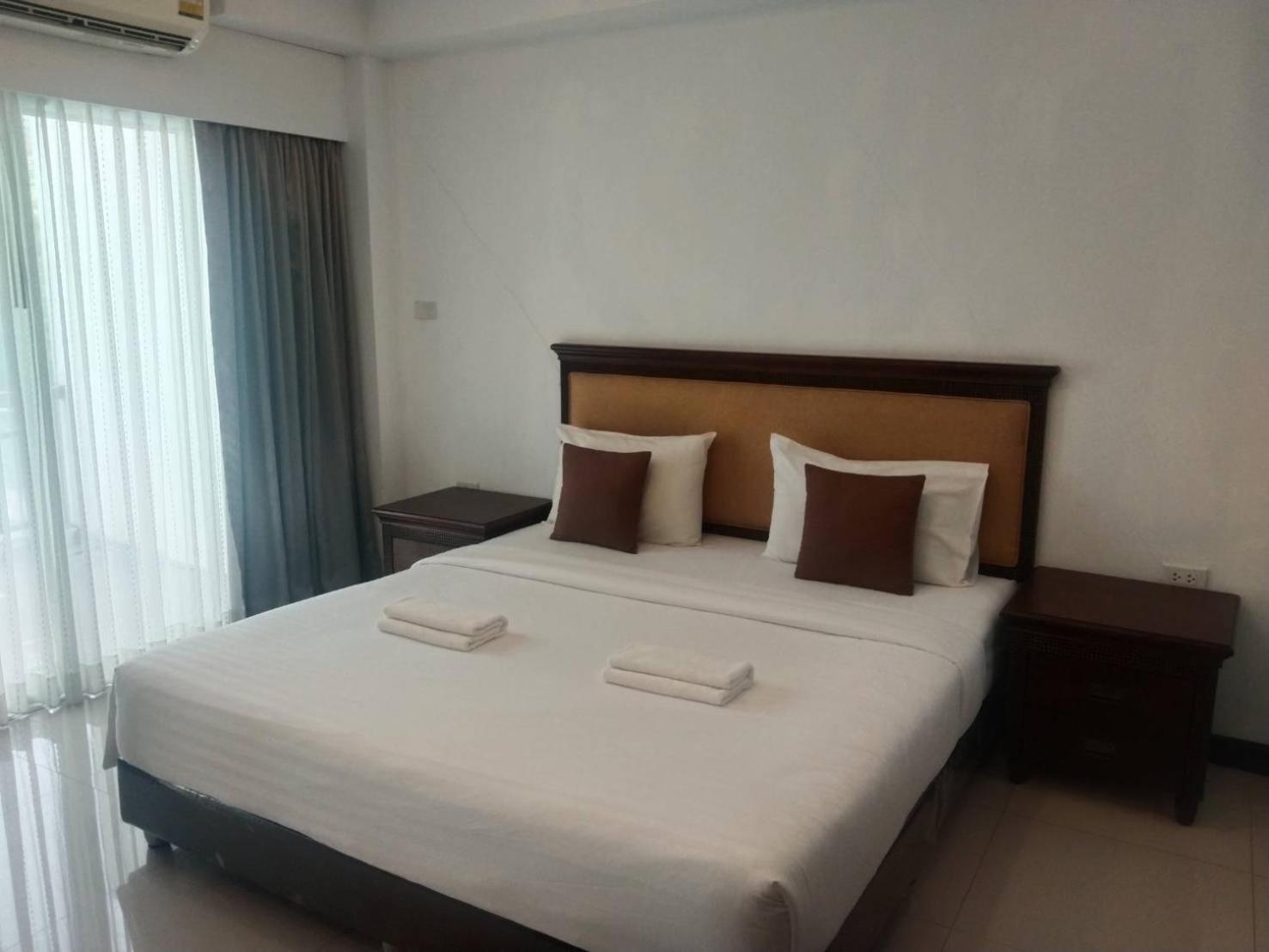 Sota Residence Pattaya Exteriör bild