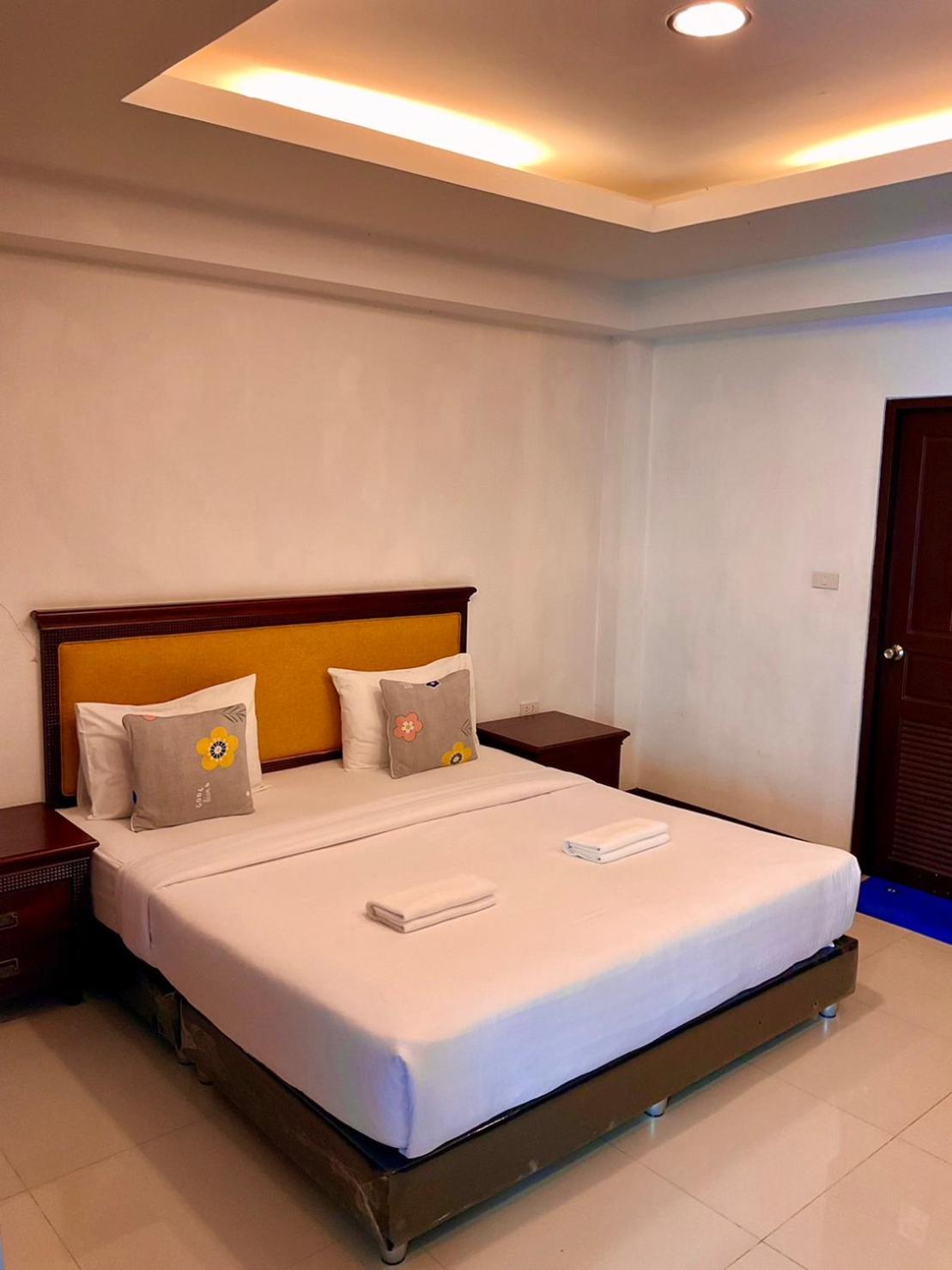 Sota Residence Pattaya Exteriör bild