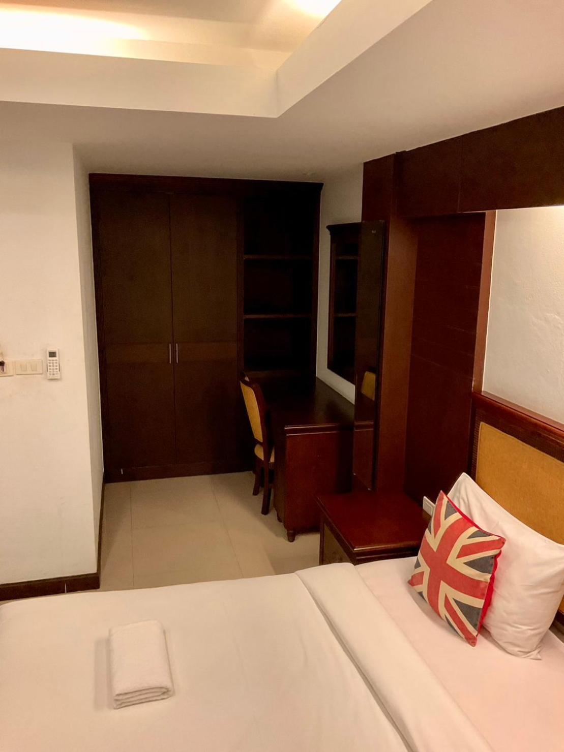 Sota Residence Pattaya Exteriör bild